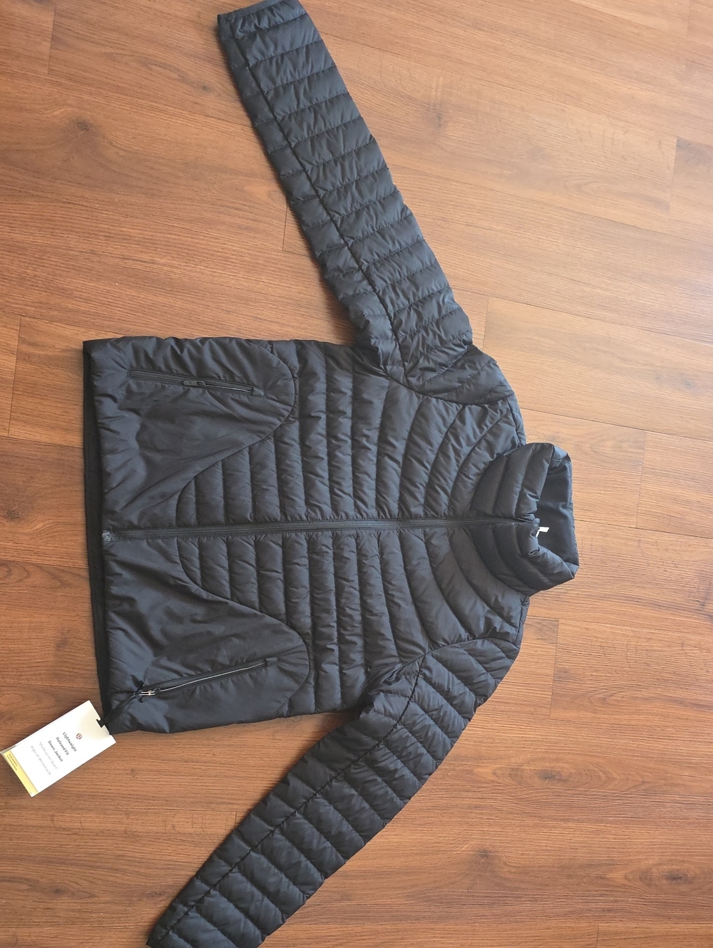 Lululemon Lightweight Relaxed Fit Down Jacket Size 6 NWT